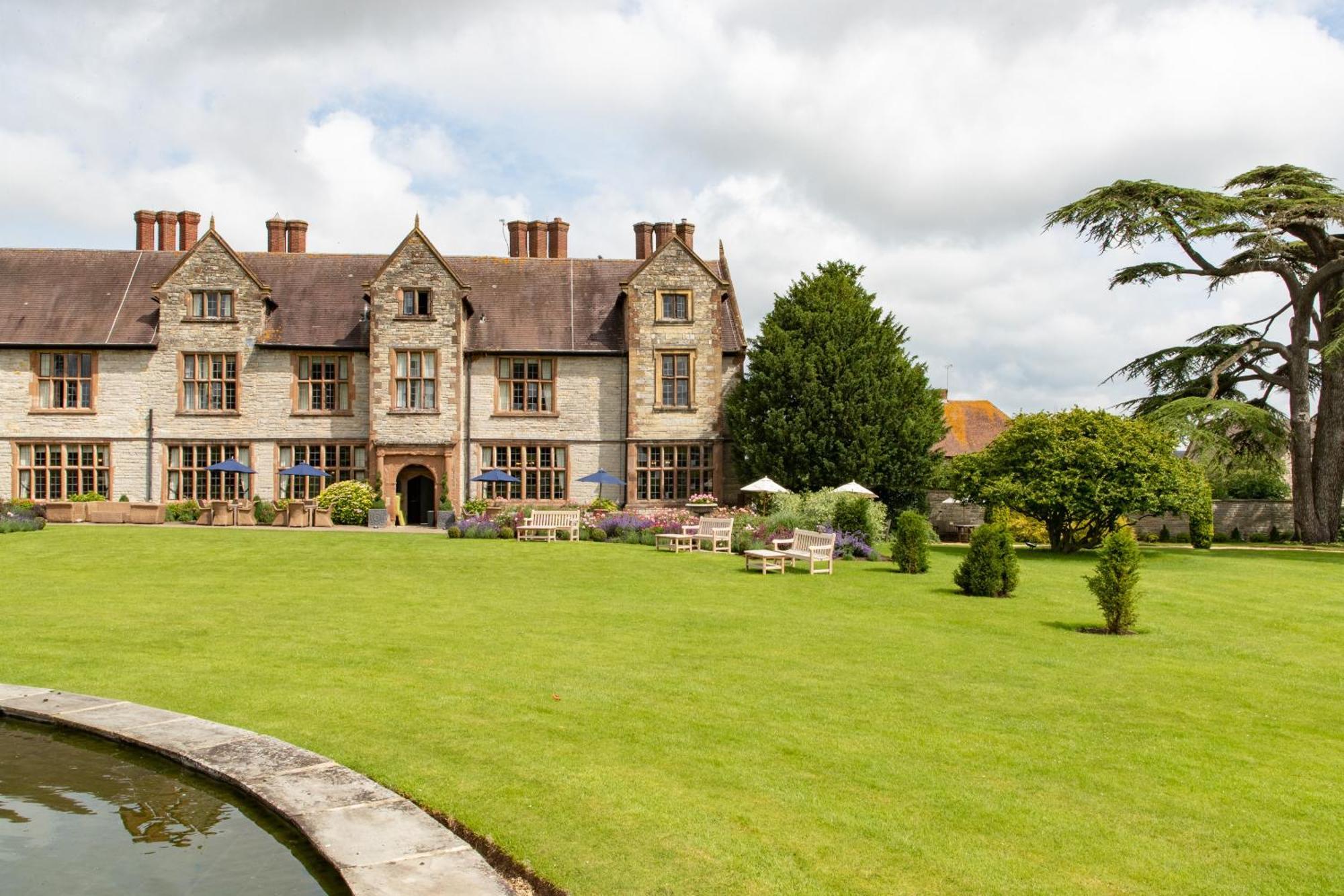סטרטפורד-אפון-אבון Billesley Manor Hotel & Spa, A Tribute Portfolio Hotel מראה חיצוני תמונה